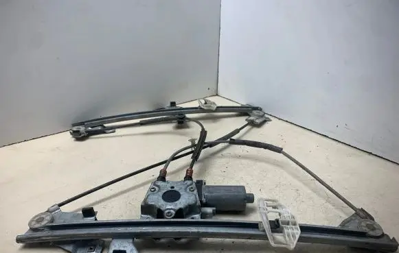 Citroen Berlingo Front door window regulator with motor 0130821763