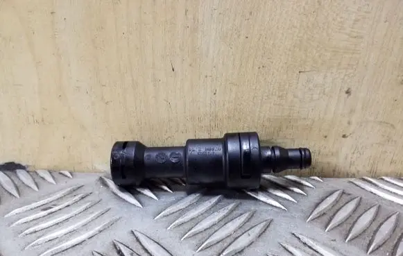 Mercedes-Benz E W212 Clutch pipe/line A7886211
