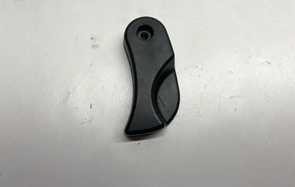 BMW 2 F22 F23 Engine bonnet (hood) release handle 7309606 1070193