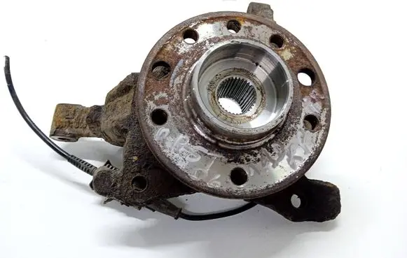 Opel Astra H Front wheel hub F805917