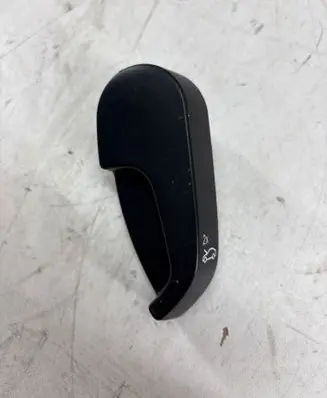 BMW i4 Engine bonnet (hood) release handle 7938323 17949110