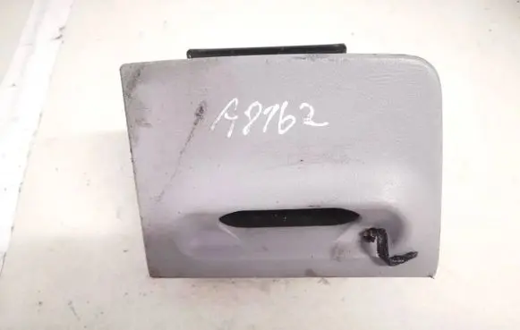 Car ashtray