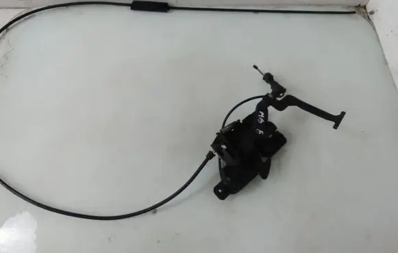 Mercedes-Benz B W245 Engine bonnet/hood lock/catch