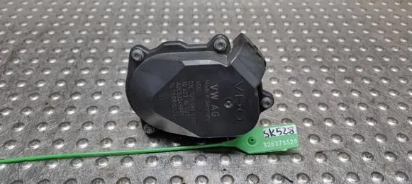 Volkswagen Golf VI Intake manifold valve actuator/motor S26378528 03L129086