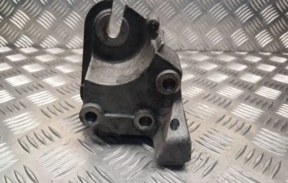 Citroen C4 Grand Picasso Engine mounting bracket 9645030780