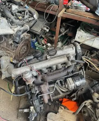 Volvo S70 V70 V70 XC Engine D5252T 17D 074103373G