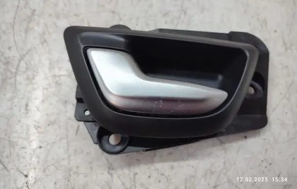 Rear door interior handle