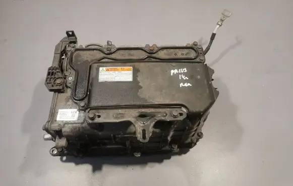 Toyota Prius (XW30) Voltage converter inverter G920047230
