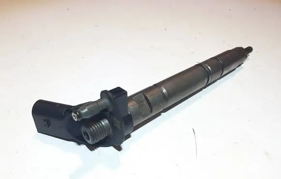 Fuel injector
