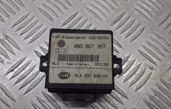 Audi A6 S6 C5 4B Light module LCM 4B0907357