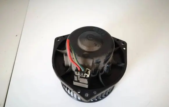 Opel Agila A Heater fan/blower ae31530350 ae315-30350