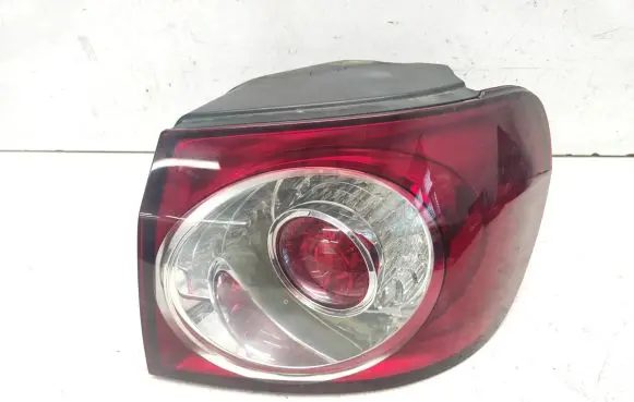 Volkswagen Golf Plus Rear/tail lights 5M0945096S 89502417