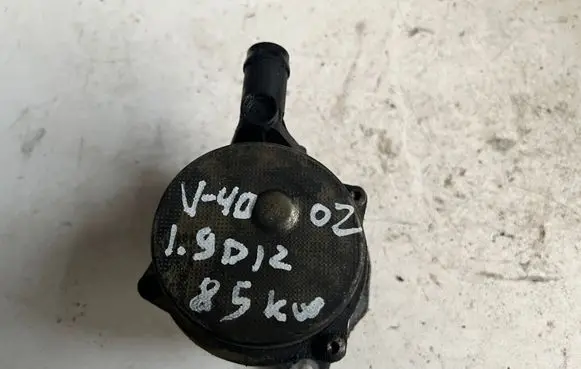 Volvo S40, V40 Vacuum pump 8200072985 72238908