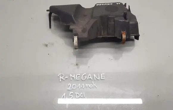 Renault Megane III Engine cover (trim)