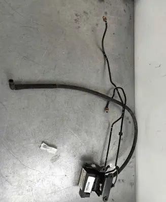 Maserati Levante Air suspension valve block 670032006