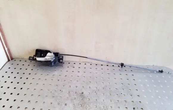 Rear door interior handle
