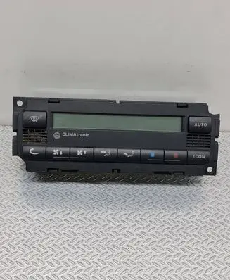 Volkswagen Golf IV Climate control unit 6013966