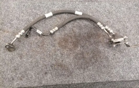 BMW X5 F15 Power steering hose/pipe/line 6855250 P6855250
