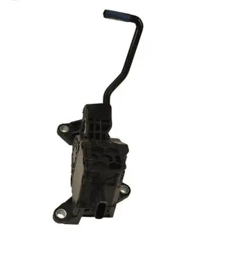 Accelerator throttle pedal