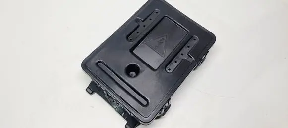 Renault Arkana Fuse box set 243806085R 929184198R