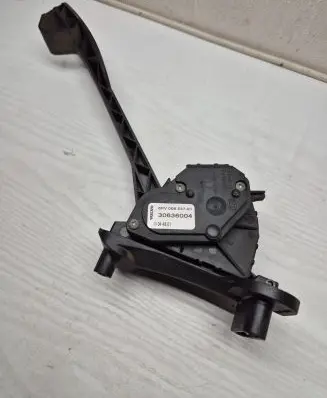 Volvo S60 Accelerator throttle pedal 30636004 6PV00853701