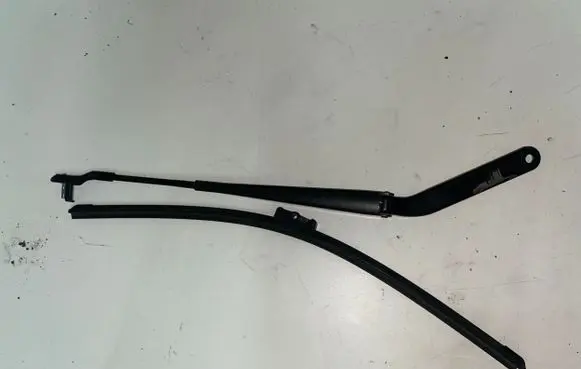 BMW X5 E70 Front wiper blade arm 178539
