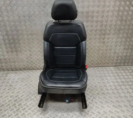 Mercedes-Benz ML W166 Front passenger seat A1669100436