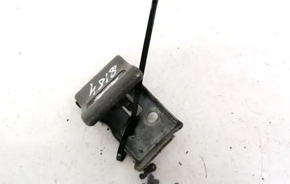 Subaru Legacy Engine bonnet (hood) release handle