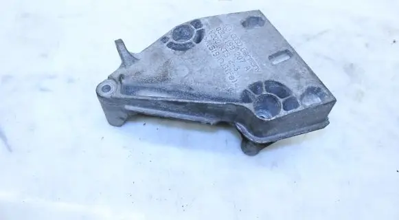 Volkswagen Polo V 6R Engine mounting bracket 03L199207A