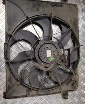 KIA Carens II Electric radiator cooling fan