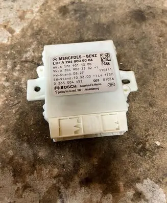 Mercedes-Benz C W204 Parking PDC control unit/module a2049009004