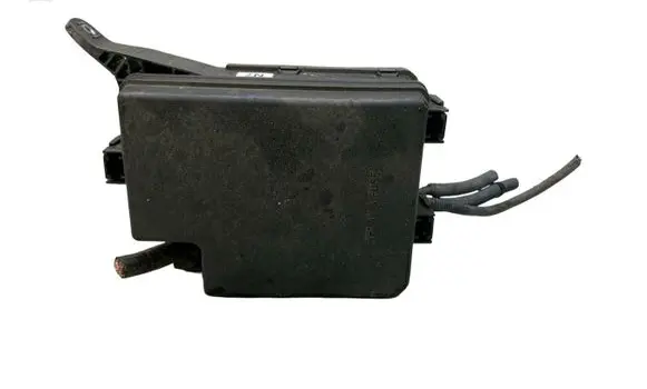 Toyota RAV 4 (XA40) Fuse box set 75903W 8266242350