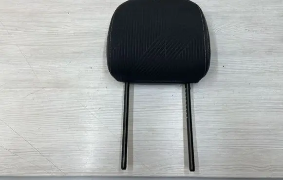 Renault Trafic III (X82) Front seat headrest 864000417R
