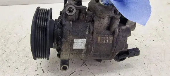 Volkswagen Golf VI Air conditioning (A/C) compressor (pump) 1K0820859T