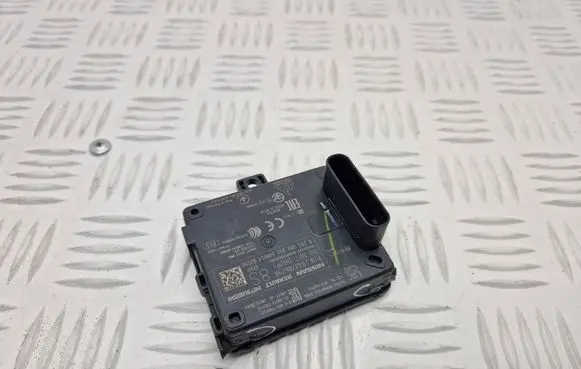 Renault Scenic E-Tech V Distronic sensor radar 284470679R 0203304343
