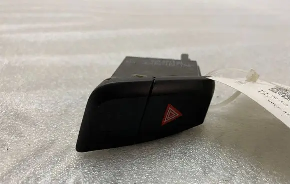 Audi A5 Sportback 8TA Hazard light switch 8K1941509F