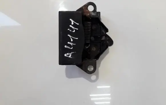 Mazda 323 F Engine bonnet/hood lock/catch