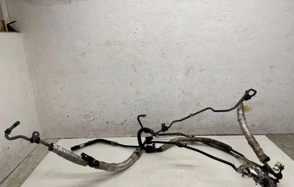 Volvo S80 Air conditioning (A/C) pipe/hose 31201028