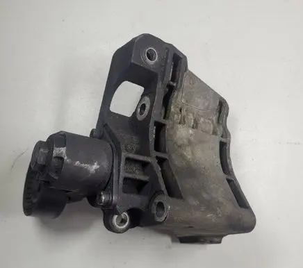 BMW 5 E60 E61 Power steering pump mounting bracket 7799862 89280110