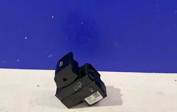 Polestar 2 Electric window control switch 32334084