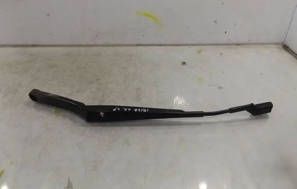Seat Ibiza IV (6J,6P) Front wiper blade arm