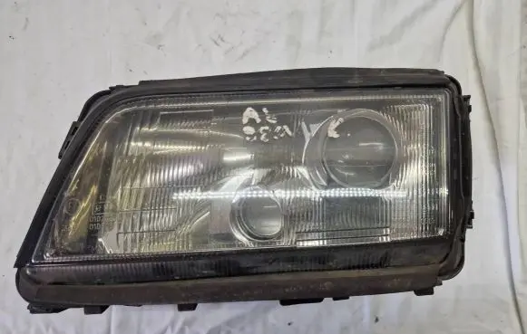 Audi A8 S8 D2 4D Headlight/headlamp 1305235230
