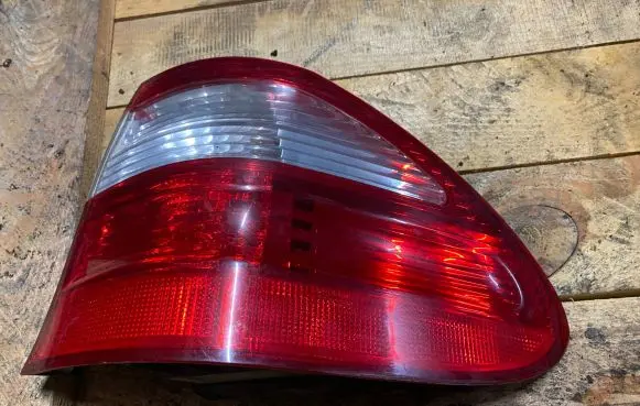 Mercedes-Benz E W211 Rear/tail lights A2118201664 2118201664