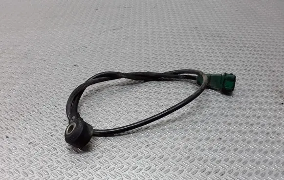 Audi A4 S4 B5 8D Detonation knock sensor KS1054905377H