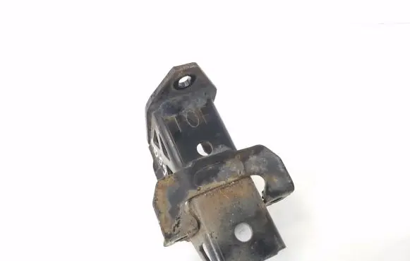 Jaguar XE Radiator mount bracket GX738A291CC