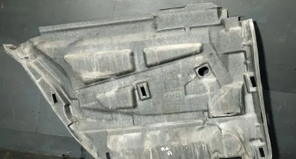 Audi A6 S6 C5 4B Rubber seal rear door 4B0868982 C000