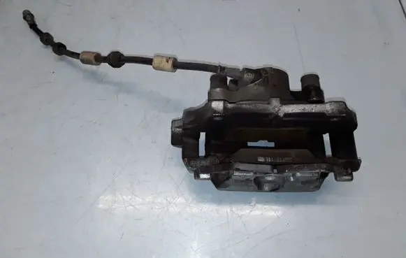 Volvo XC60 Front brake caliper 31423311