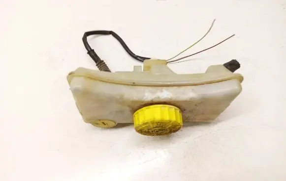 Audi A6 S6 C5 4B Brake fluid reservoir 8E0611301E