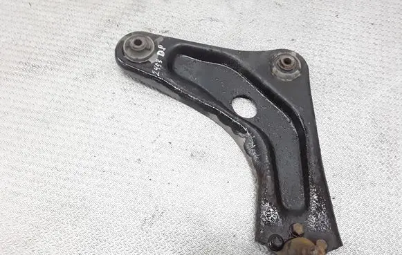 Peugeot 207 Front lower control arm/wishbone