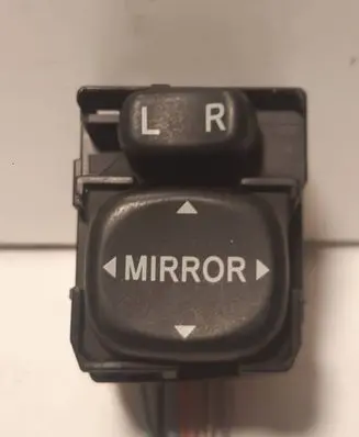 Toyota Yaris Wing mirror switch 183574